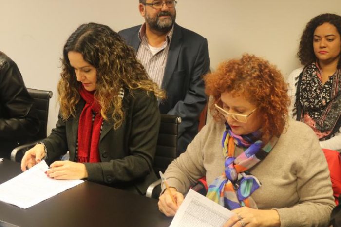 Aditivo do Santander é assinado