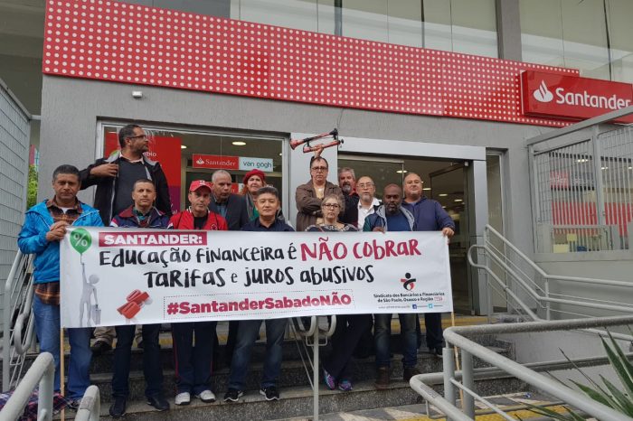 Santander reduz projeto de orientação financeira