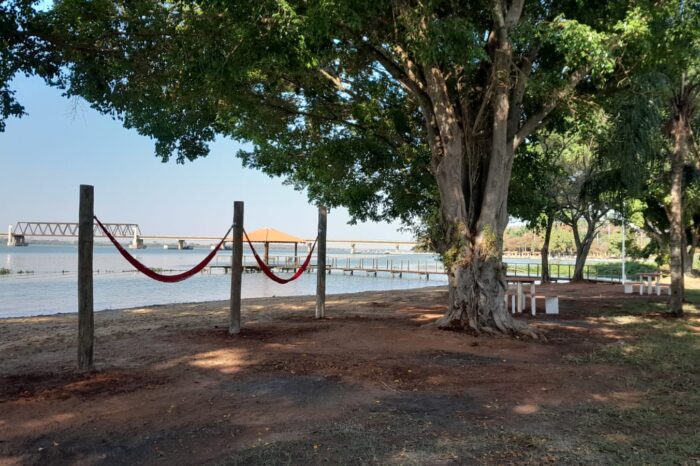 Colônia de Barbosa agora tem prainha nas margens do rio